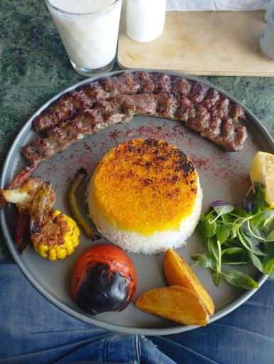 عکس رستوران و کافی شاپ نشا