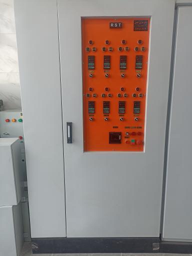 عکس تابلو سازی حسن (برق)