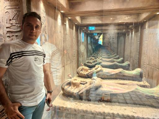 عکس مجموعه تفریحی سفر به دور دنیا