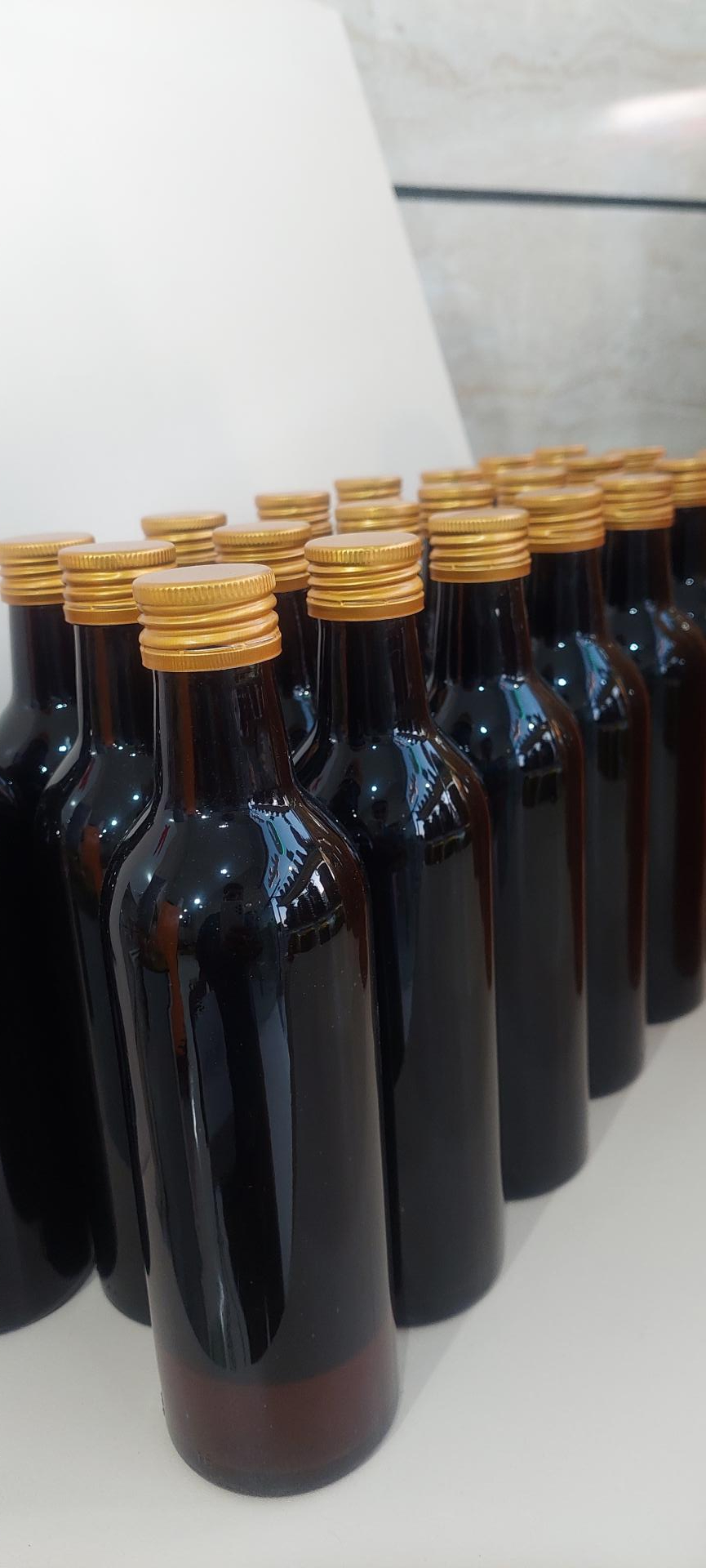 عکس سبزی مارکت ترش و شیرین