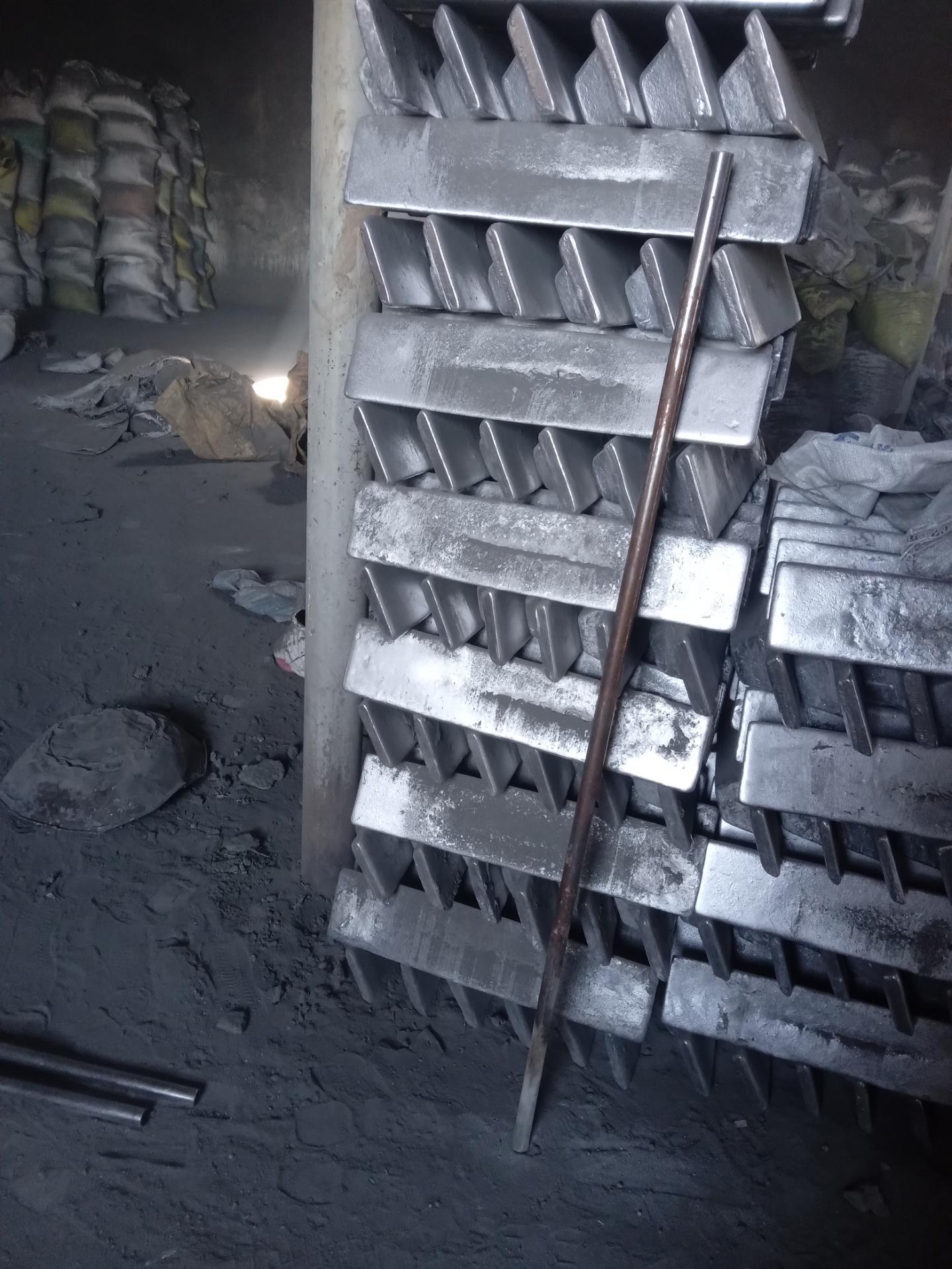 عکس کازگاه ذوب الومینیوم صادقی