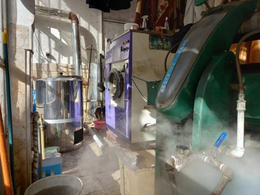 عکس خشکشویی و رنگرزی مهر