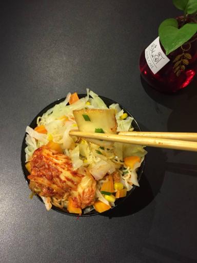 عکس کافه آوریل