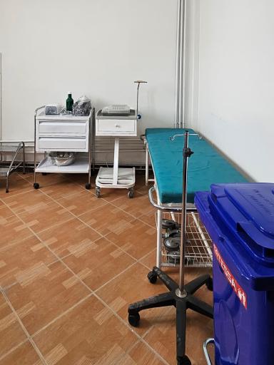 عکس درمانگاه شبانه روزی روشا