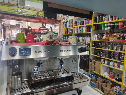 عکس فروشگاه چای و قهوه سیدامو