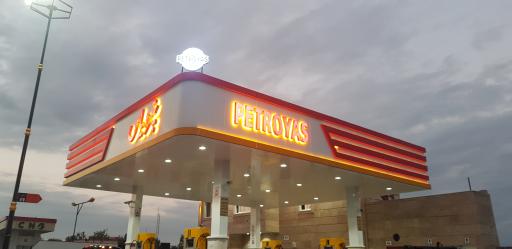 عکس جایگاه بنزین یاس