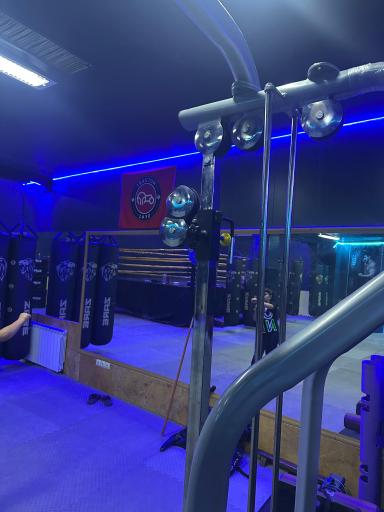 عکس باشگاه کیک بوکسینگ تبریز (زارع)