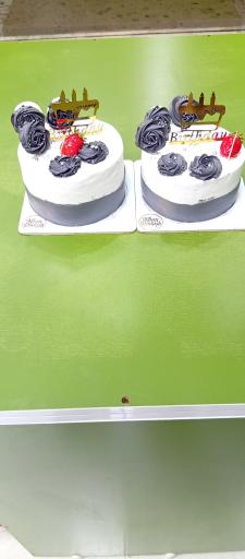 عکس قنادی خان داداش