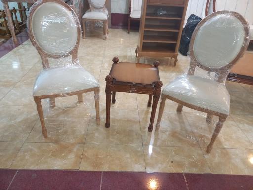 عکس مبلمان جوان