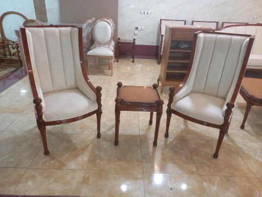 عکس مبلمان جوان