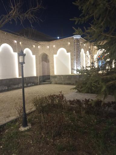 عکس هتل و رستوران تاریخی خانه صادقی