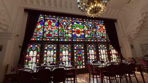 عکس هتل و رستوران تاریخی خانه صادقی