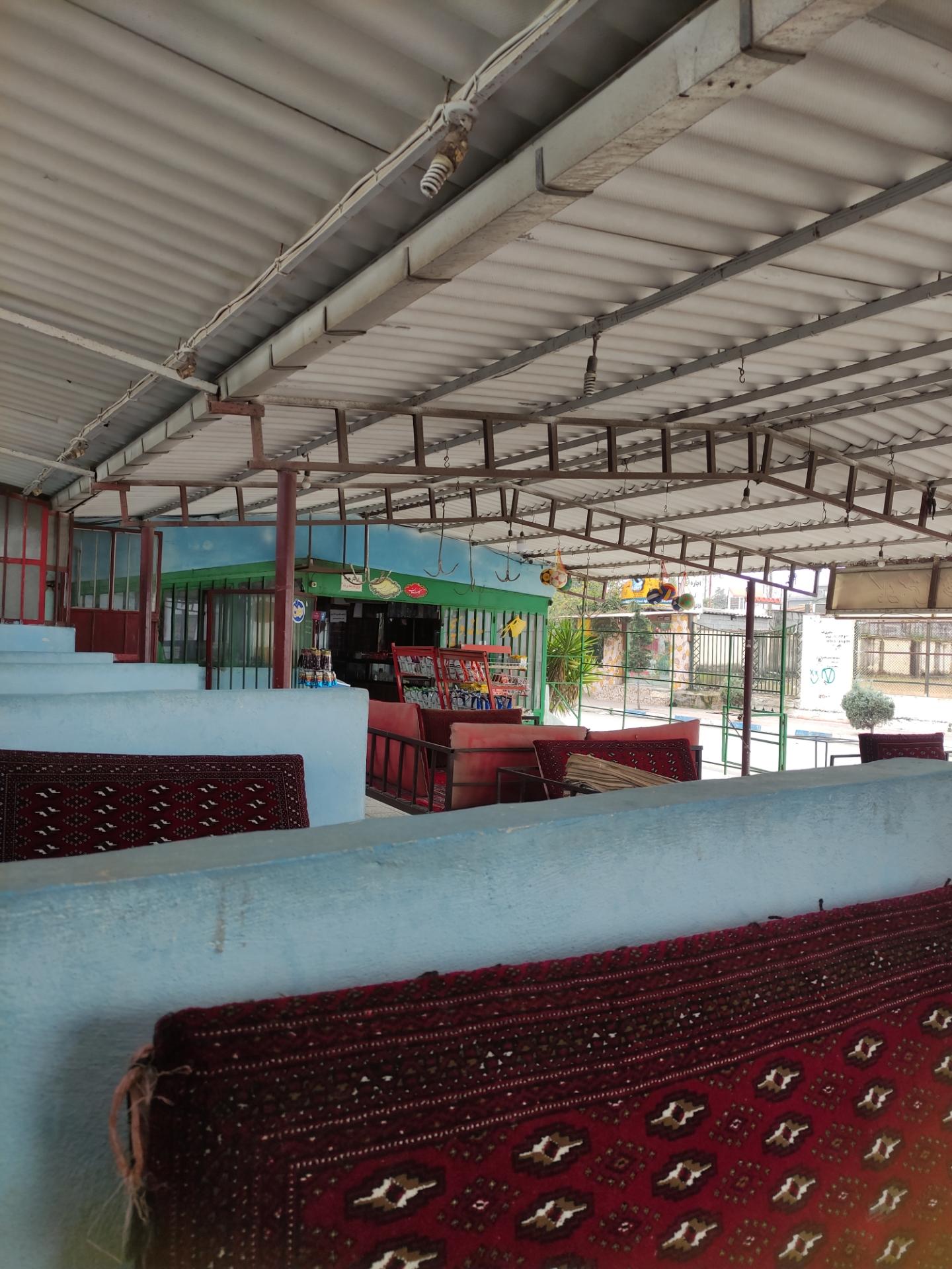 عکس کافه سنتی آشیانه دریا