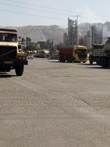 عکس کارخانه سیمان آبیک