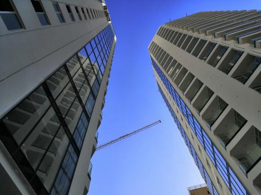 عکس برج های دوقلوی تریتیوم 1 