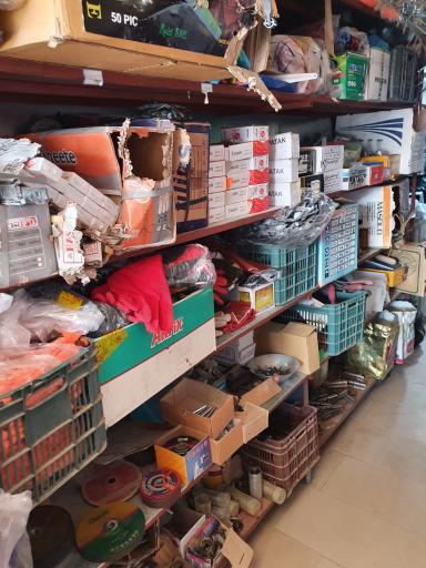 عکس خدمات لوله کشی و ابزار فروشی داوودی