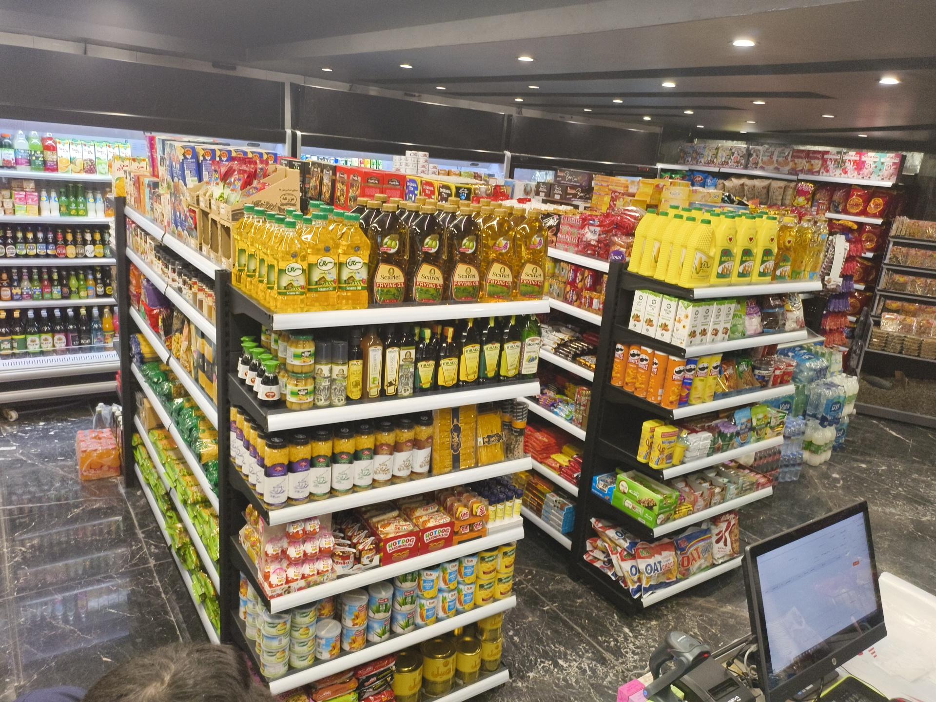 عکس هایپر مارکت 111