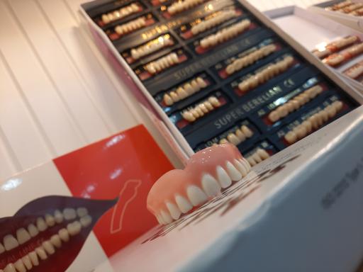 دندانسازی امینی