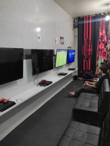 عکس گیم نت میلان 