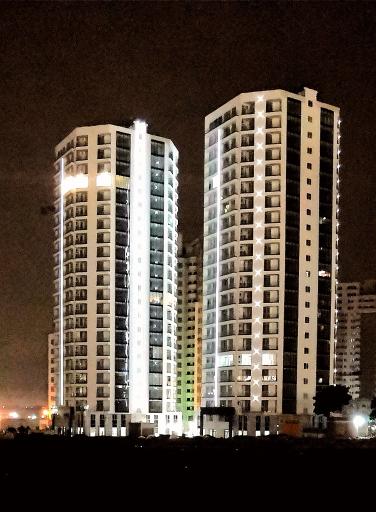 عکس برج های دوقلوی تریتیوم 1 