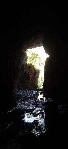 عکس غار دیو سپید شیرآباد