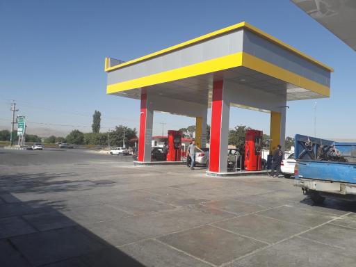 عکس پمپ بنزین ایرانیان