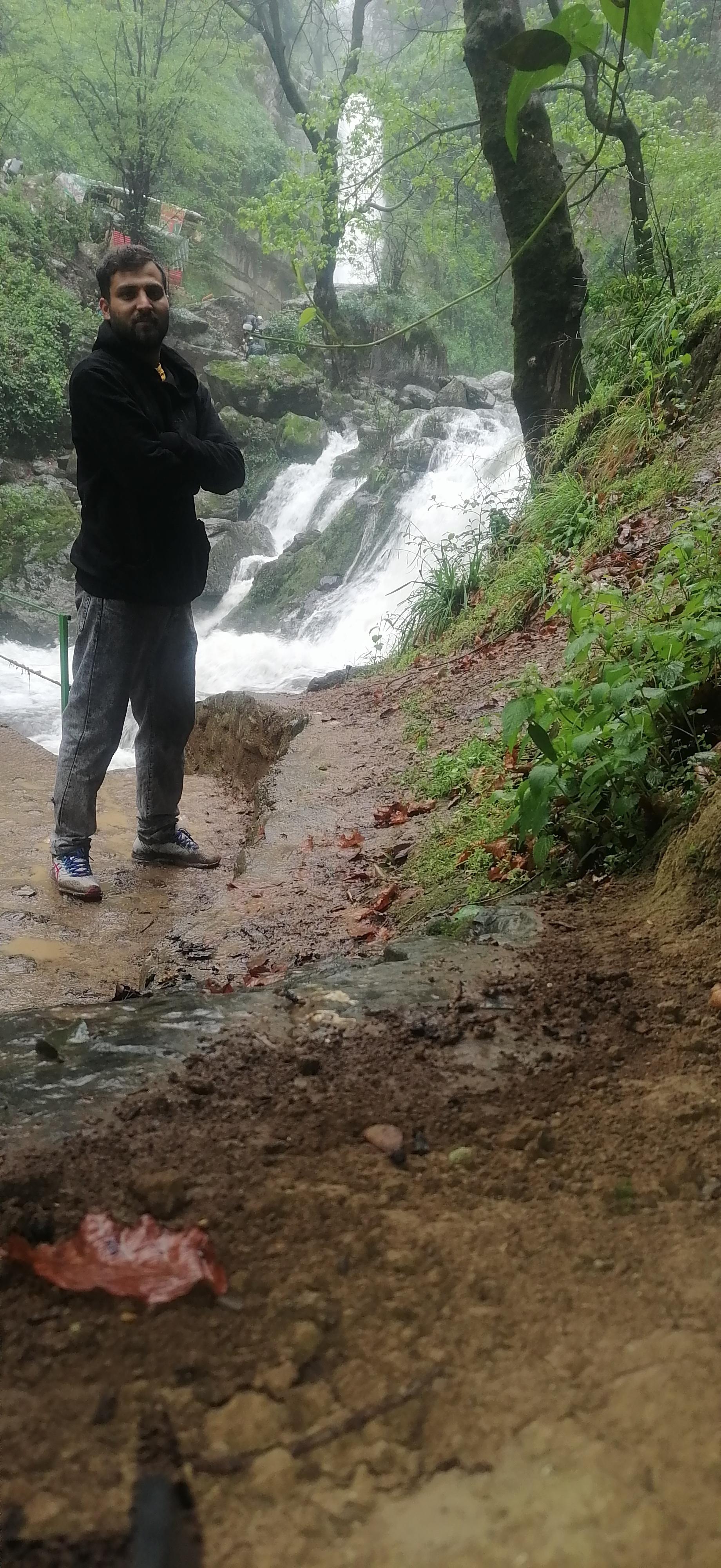 عکس غار دیو سپید شیرآباد