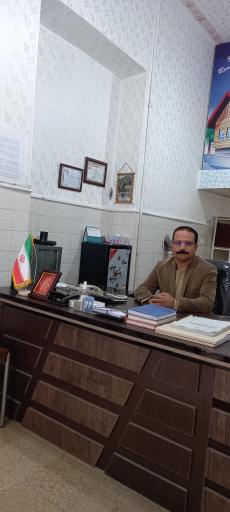 عکس مشاور املاک حسینی