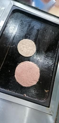 عکس فست فود پیتزا ویچ