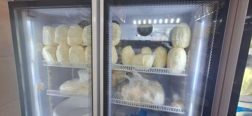 لبنیات و خشکبار فرزانه