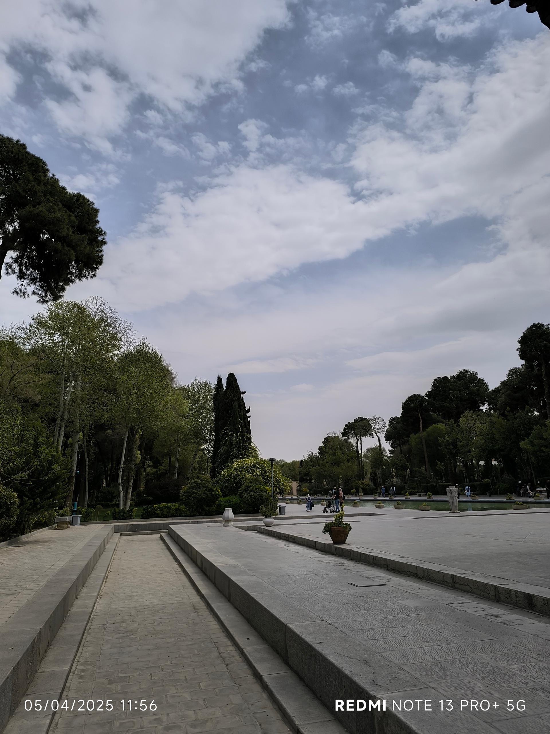 عکس باغ چهل ستون