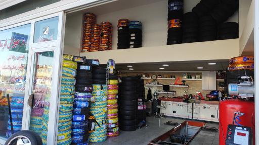 عکس لاستیک فروشی حسین مسلمی