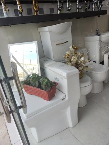 عکس لوازم بهداشتی ساختمان و گازرسانی صابری