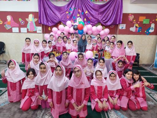 دبستان معارف 7