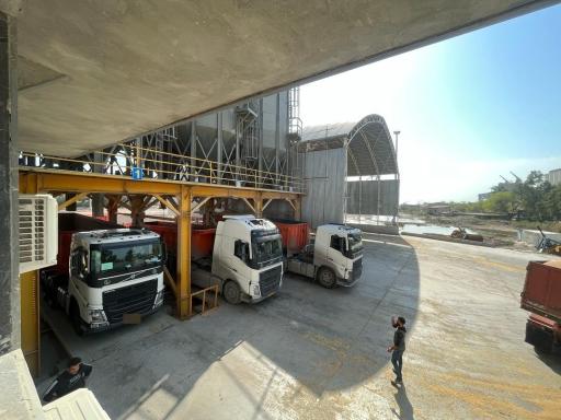 عکس سیلوهای پاسارگاد نور آسیا