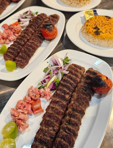 عکس فود کورت دیار