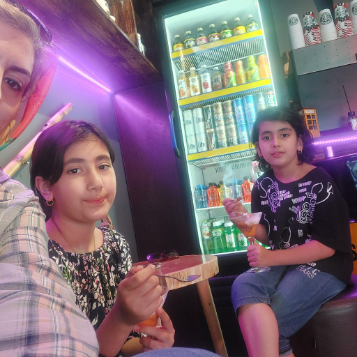 عکس کافه کوچه ۱۷