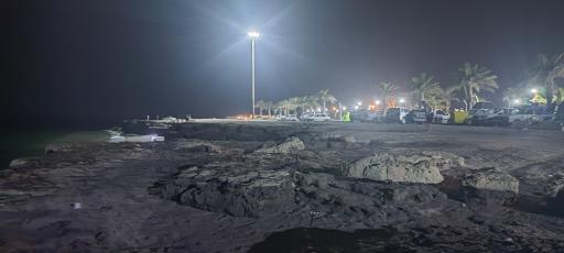 عکس ساحل سنگ سیاه