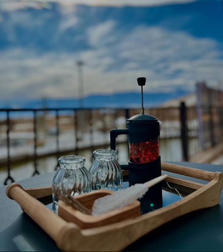 عکس کافه مون