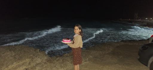 عکس ساحل سنگ سیاه