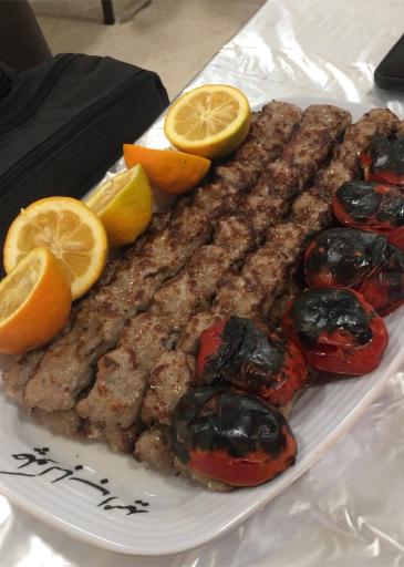 عکس چلوکبابی امید