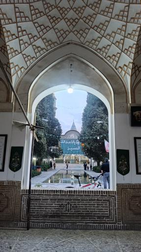عکس آستان مبارکه شاهزاده ابراهیم (ع)