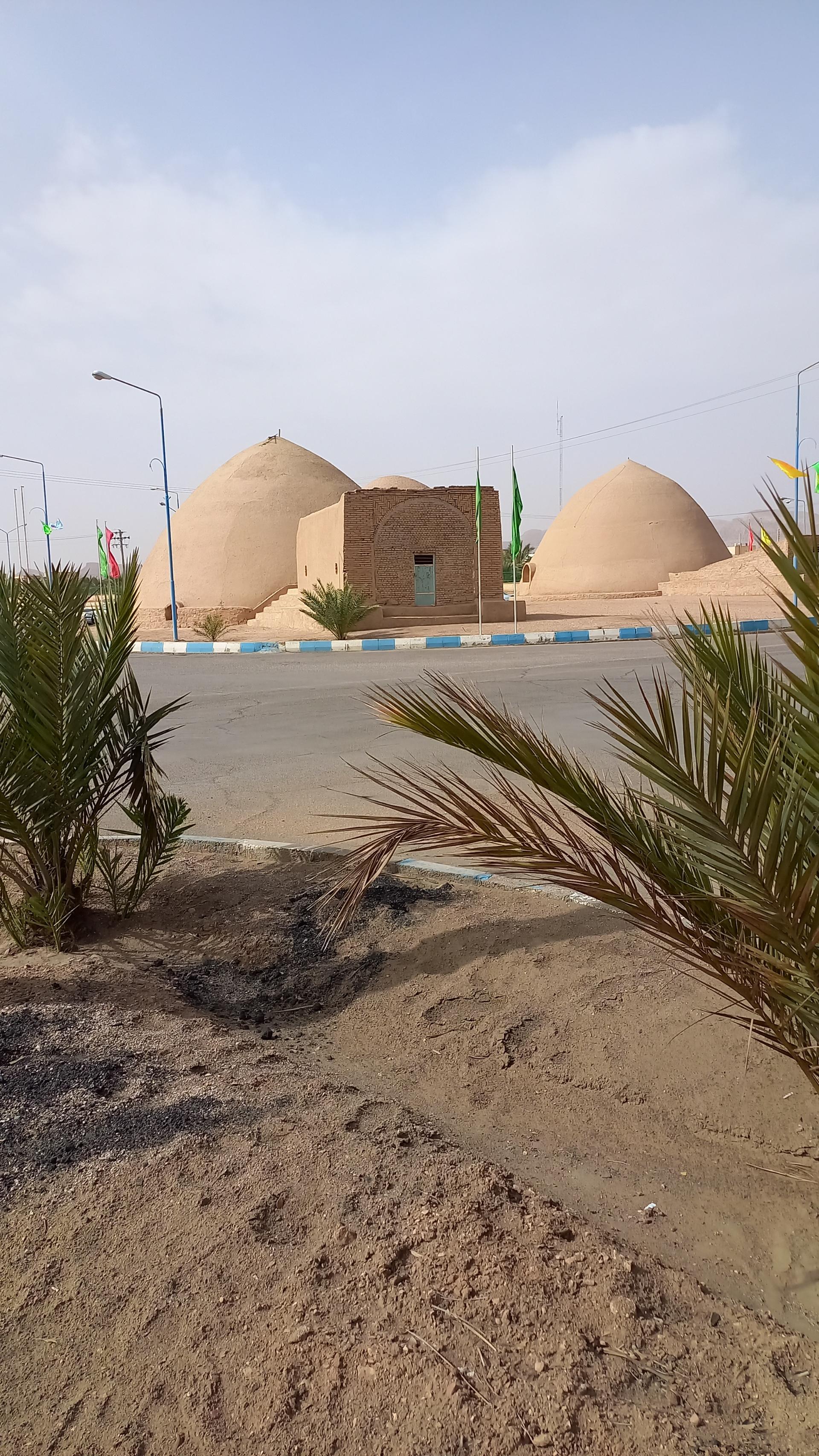 عکس آب انبار خور(حوض شاه)