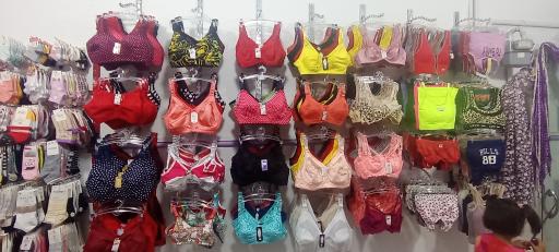 عکس لباس زیر آماتیس