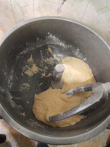 عکس نان روغنی محمد کوکه (شوقی)