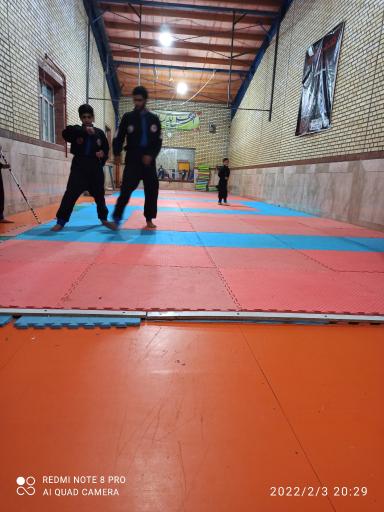 عکس مجموعه ورزشی سلامت آدریان