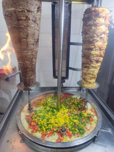 عکس کباب ترکی نشاط و مرغ بریان نشاط 