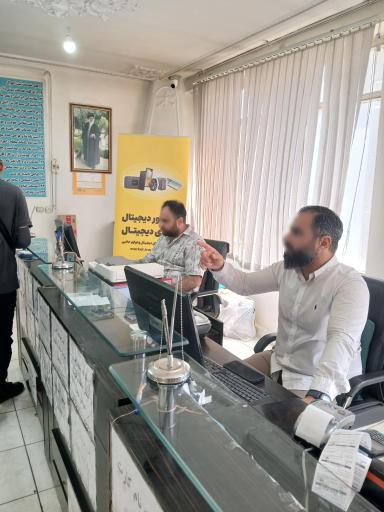 عکس پلیس + ۱۰ هفت حوض