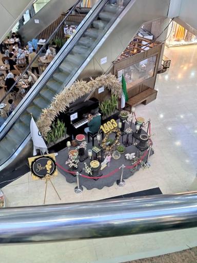 عکس مرکز تجاری نگین خلیج فارس