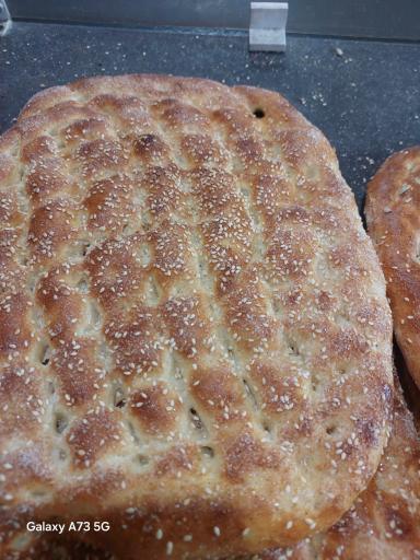 عکس نان سنتی ارومیه طلایی
